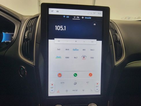 Used 2022 Ford Edge SEL w/ Sport Appearance Package image 21