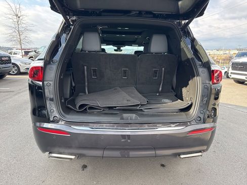 Used 2022 Buick Enclave Premium w/ Experience Buick Package image 29