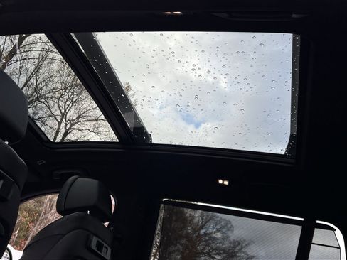 Used 2022 BMW X7 M50i image 22