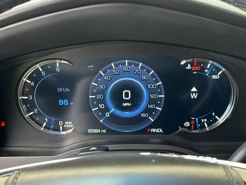 Used 2019 Cadillac Escalade ESV Platinum AWD/4WD image 24