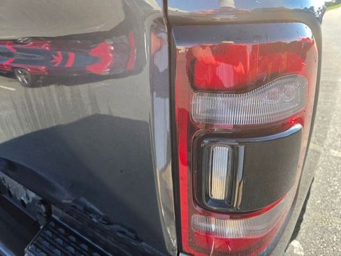 Used 2023 RAM 1500 Big Horn AWD/4WD image 14