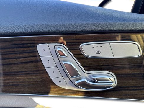 Used 2019 Mercedes-Benz C 300 4MATIC Sedan image 25