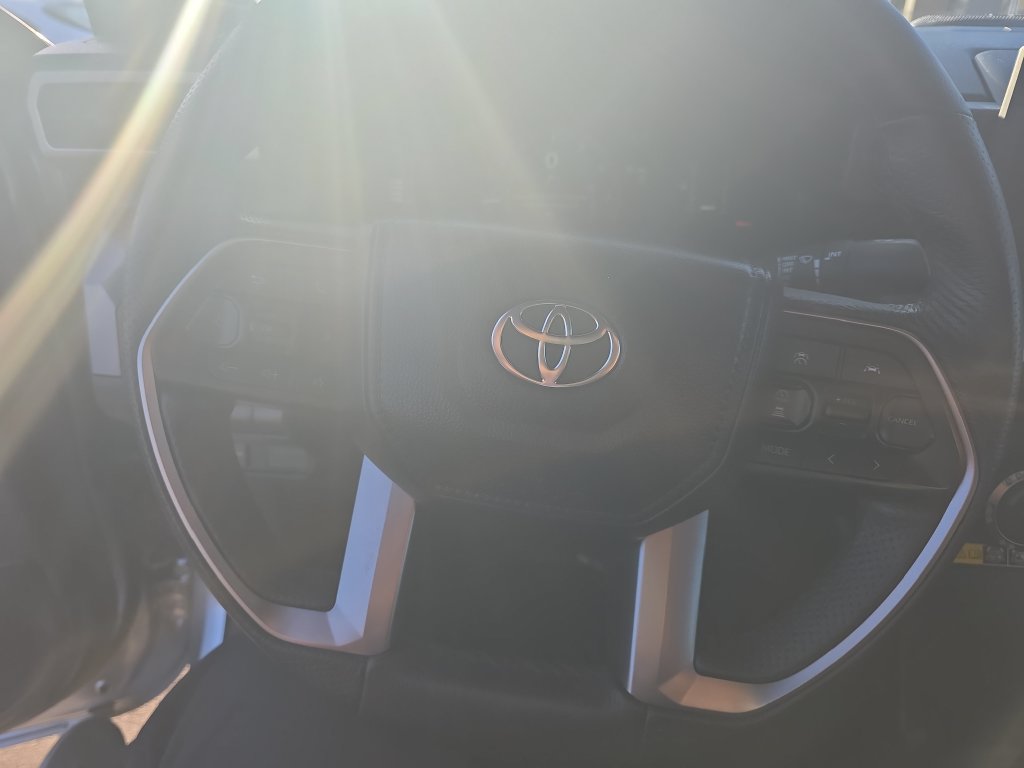 Used 2024 Toyota Tacoma SR5 w/ SR5 Upgrade Package AWD/4WD image 13