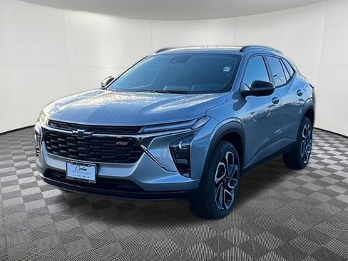 New 2026 Chevrolet Trax RS image 3