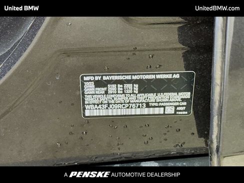 Used 2024 BMW 530i w/ Convenience Package RWD image 15