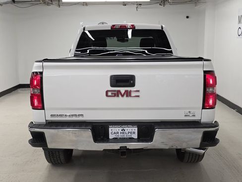 Used 2017 GMC Sierra 1500 SLE w/ Suspension Package, Off-Road AWD/4WD image 9