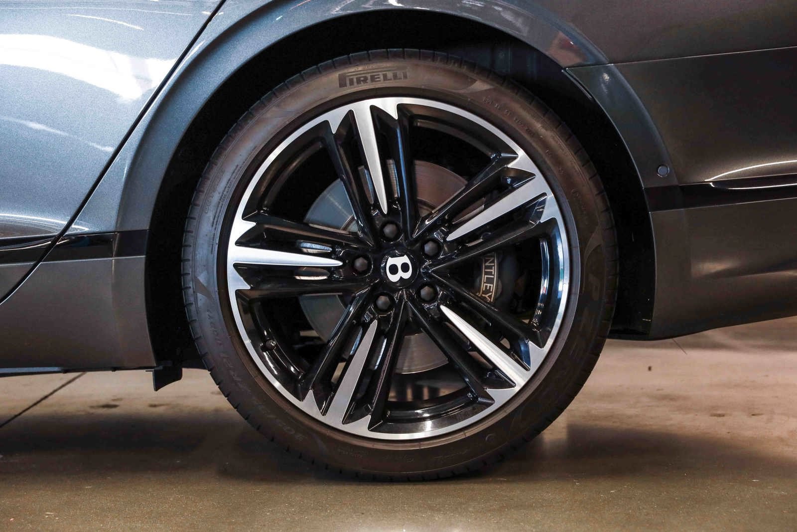 Used 2021 Bentley Flying Spur W12 AWD/4WD image 14