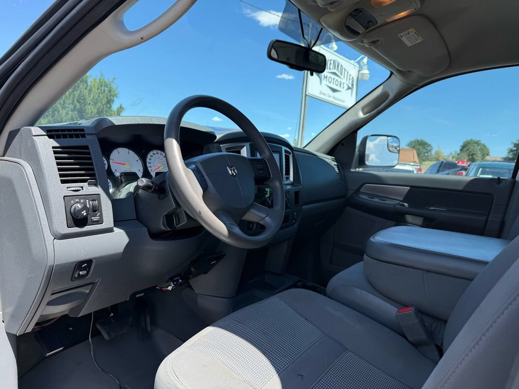 Used 2007 Dodge Ram 3500 Truck SLT w/ Light Group AWD/4WD image 13