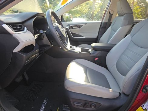 Certified 2023 Toyota RAV4 XLE Premium FWD image 25