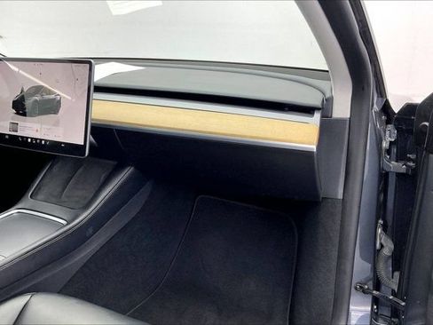 Used 2023 Tesla Model Y Long Range AWD/4WD image 15