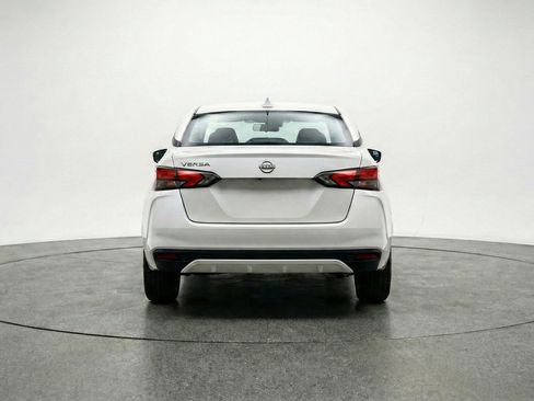 Used 2025 Nissan Versa SV FWD image 7