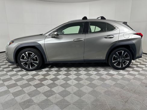Used 2020 Lexus UX 250h w/ Premium Package image 2