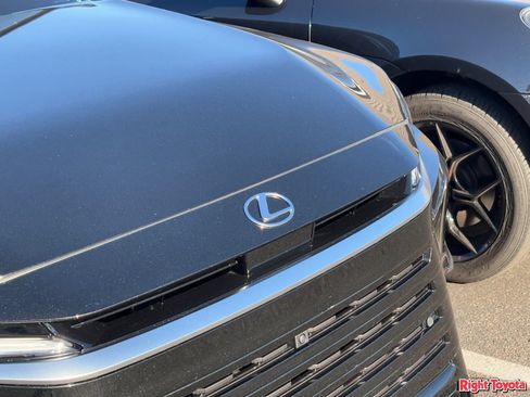 Used 2026 Lexus TX 350 AWD w/ Technology Package image 7