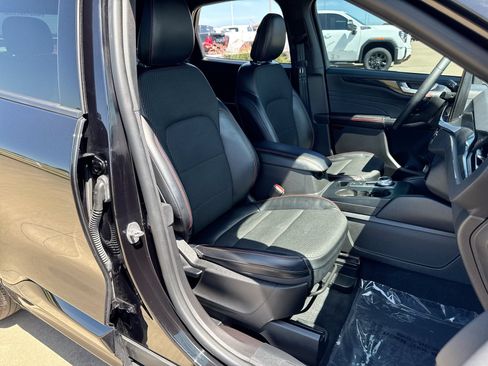 Used 2023 Ford Escape ST-Line w/ Tech Pack #1 FWD image 25