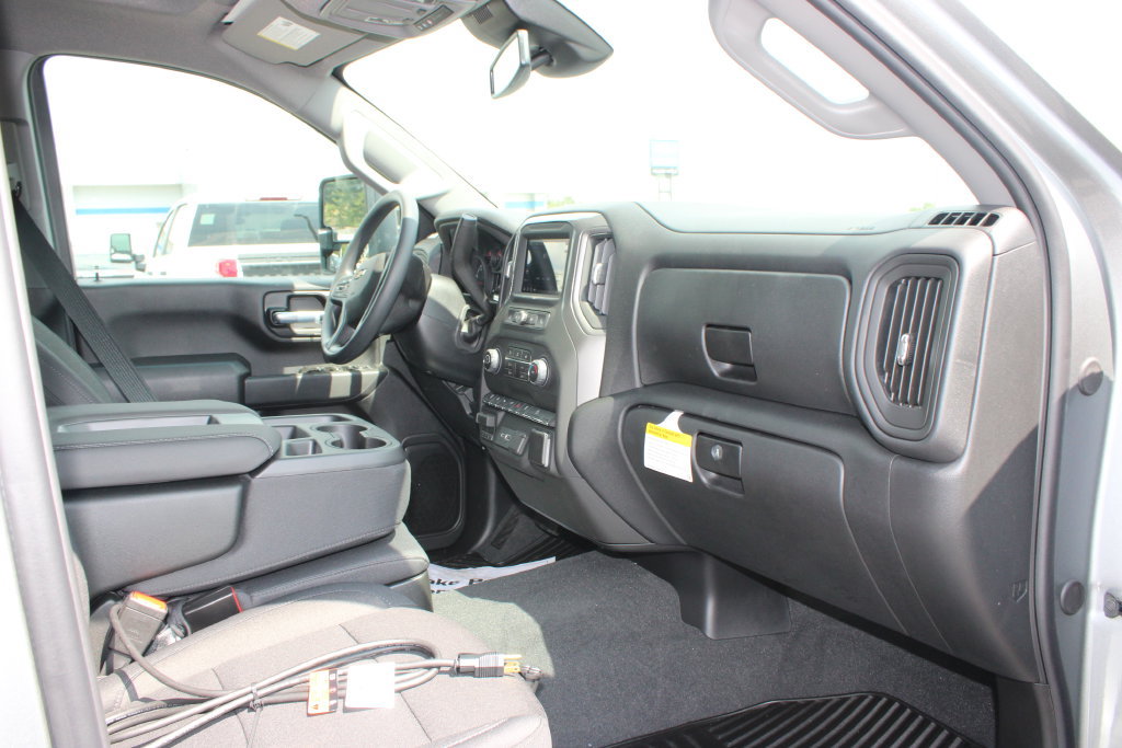 New 2026 Chevrolet Silverado 2500 Custom w/ Custom Value Package AWD/4WD image 30