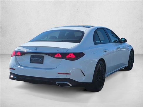 New 2026 Mercedes-Benz E 450 4MATIC Sedan image 2