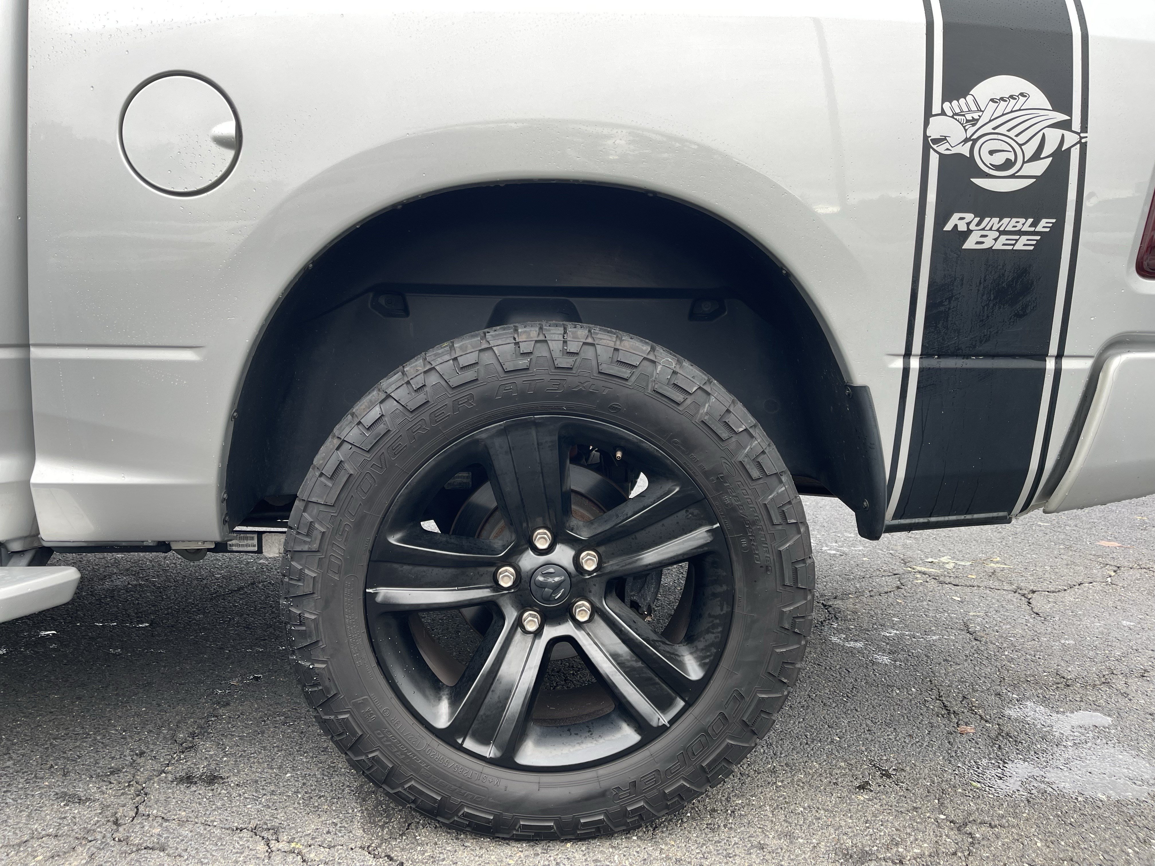 Used 2017 RAM 1500 Sport w/ Quick Order Package 26Q Night AWD/4WD image 8