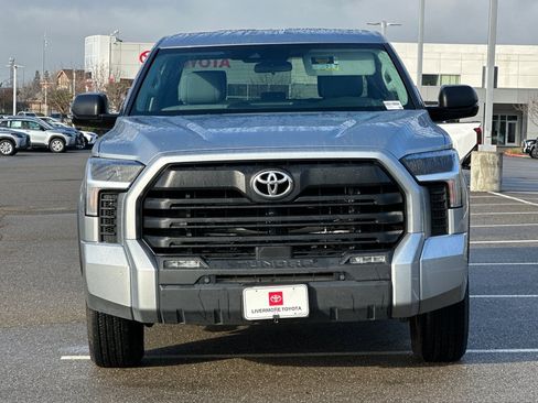 Used 2022 Toyota Tundra SR5 image 9