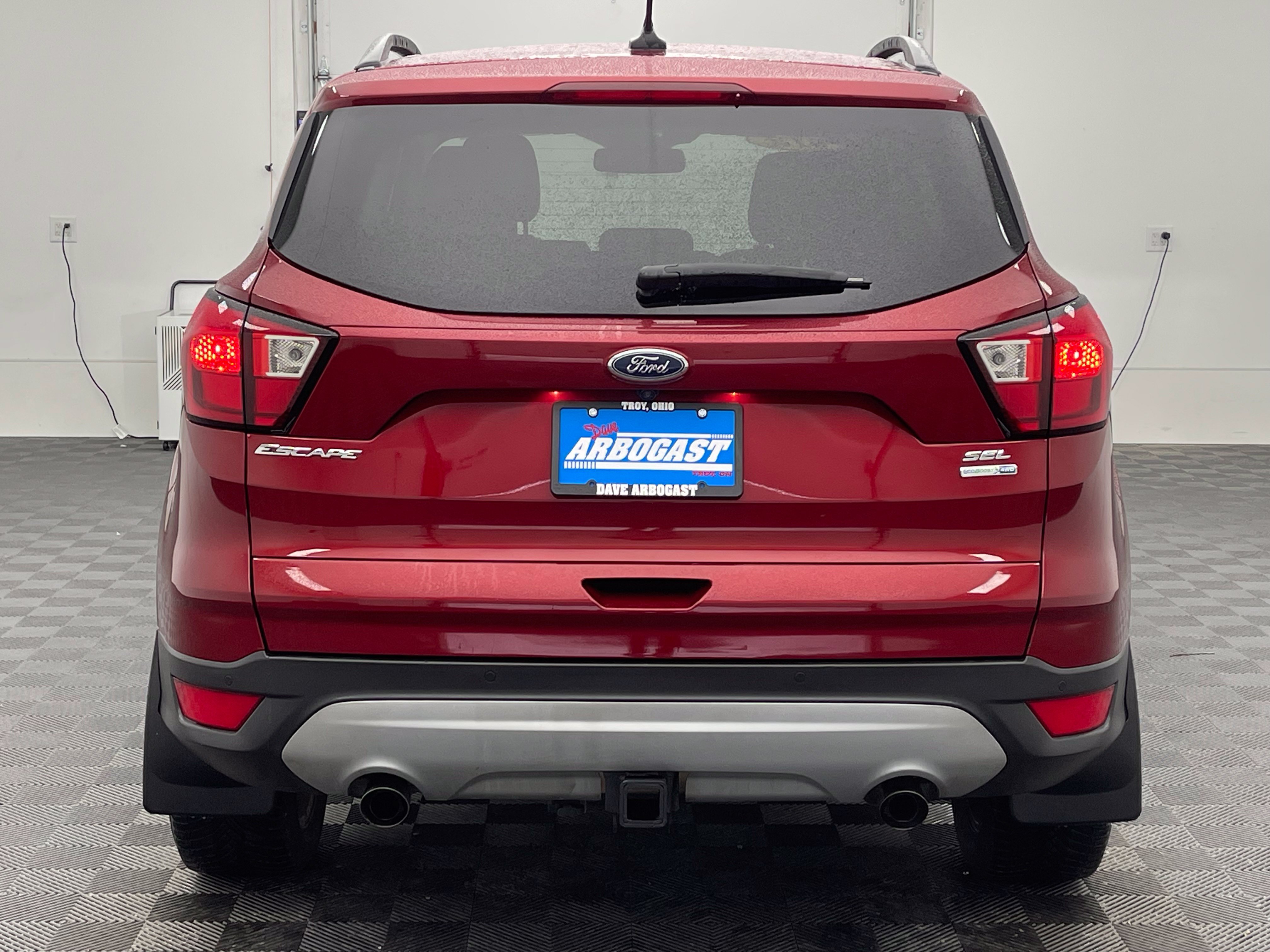 Used 2019 Ford Escape SEL AWD/4WD image 9