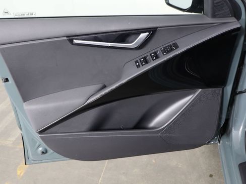 Used 2023 Kia Niro Wind FWD image 19