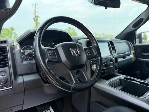 Used 2017 RAM 1500 Rebel AWD/4WD image 12