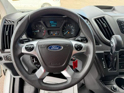 Used 2019 Ford Transit 250 T-250 130 Low Rf 9000 GVWR Sl image 15
