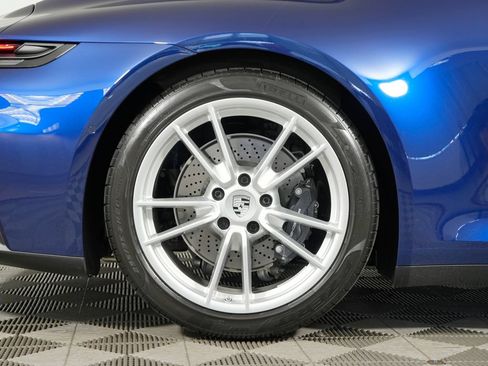 Certified 2025 Porsche 911 Carrera RWD image 18