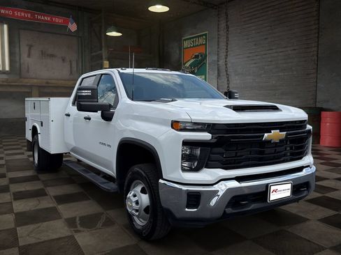 Certified 2024 Chevrolet Silverado 3500 W/T w/ WT Convenience Package AWD/4WD image 3