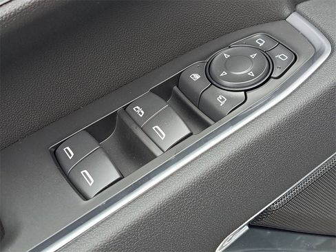 New 2026 Chevrolet Silverado 3500 LT w/ Trail Boss Package image 18