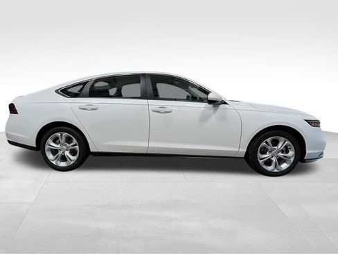 New 2026 Honda Accord LX image 7
