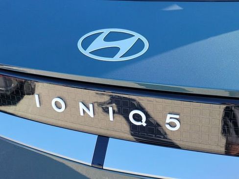 New 2026 Hyundai Ioniq 5 SEL image 23