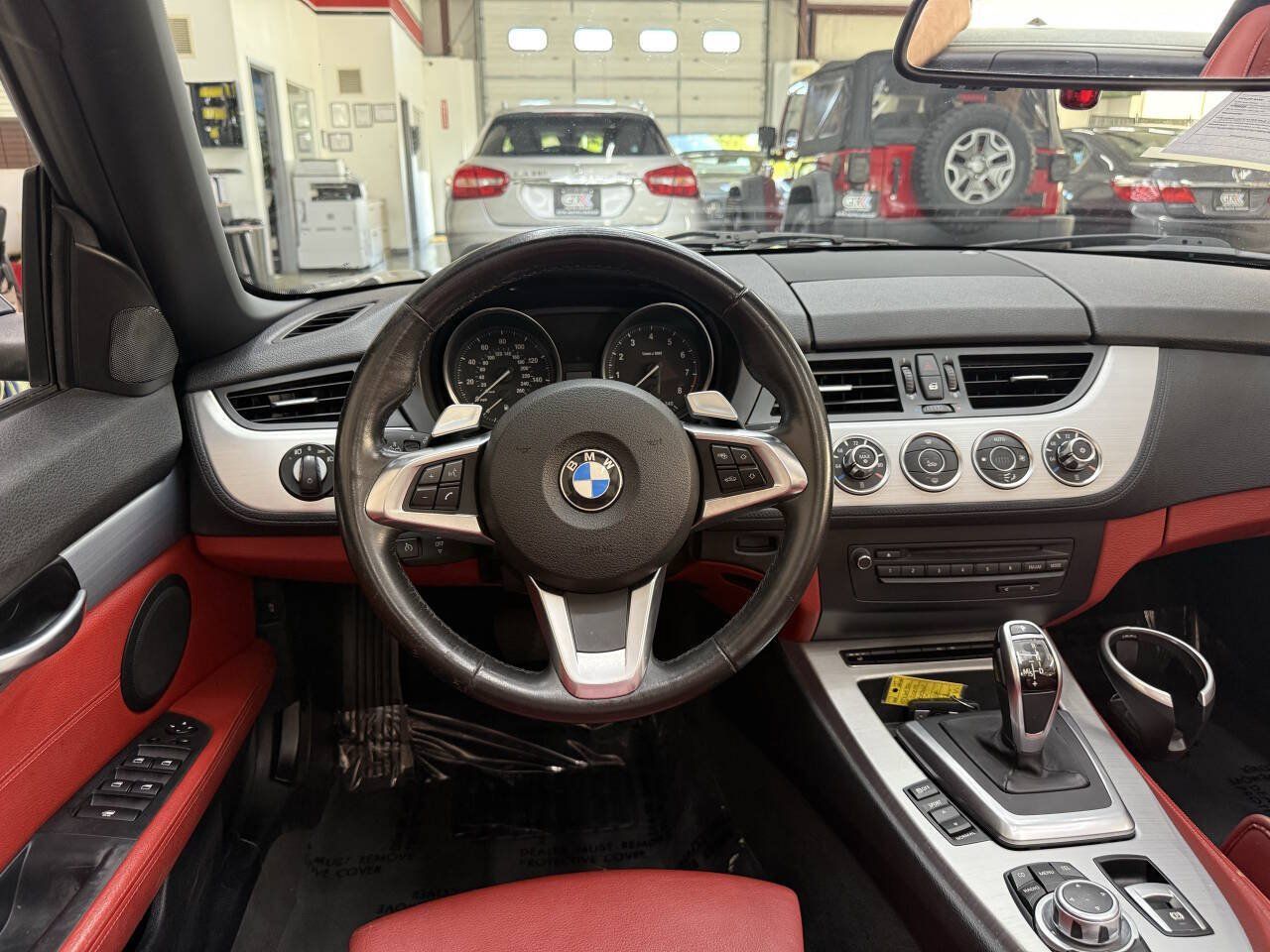 Used 2009 BMW Z4 sDrive35i RWD image 17