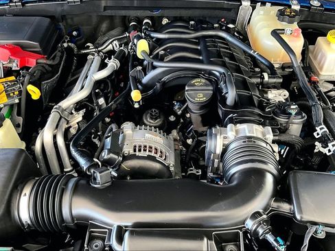 Used 2022 Jeep Gladiator Rubicon AWD/4WD image 32