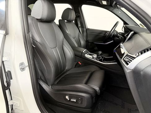 Used 2019 BMW X5 xDrive40i w/ Convenience Package image 45