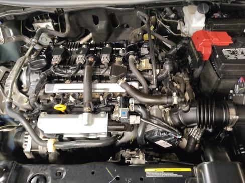 Used 2024 Nissan Versa SR FWD image 30