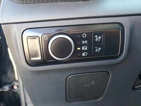 Certified 2024 Ford Mustang Convertible image 19