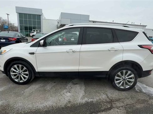 Used 2017 Ford Escape Titanium image 5