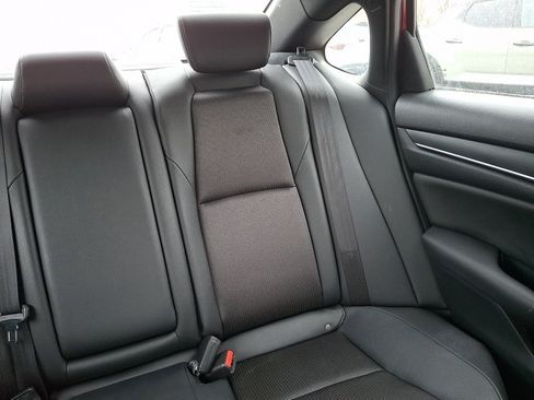 Used 2019 Honda Accord Sport image 19