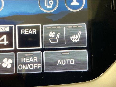 Used 2025 Subaru Ascent Touring w/ Popular Package #2 image 16