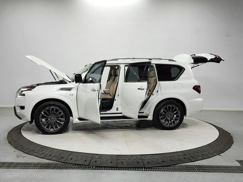 Used 2021 Nissan Armada Platinum w/ Captain's Chairs Package image 12