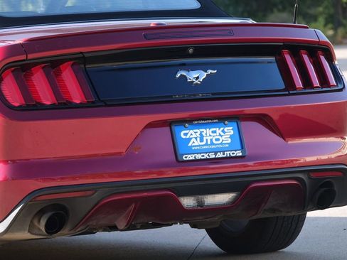Used 2017 Ford Mustang Premium image 30