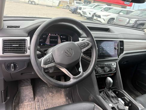Used 2021 Volkswagen Atlas SEL Premium AWD/4WD image 10