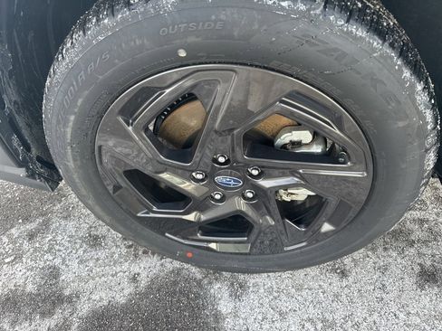 Certified 2025 Subaru Crosstrek 2.5i Sport image 31