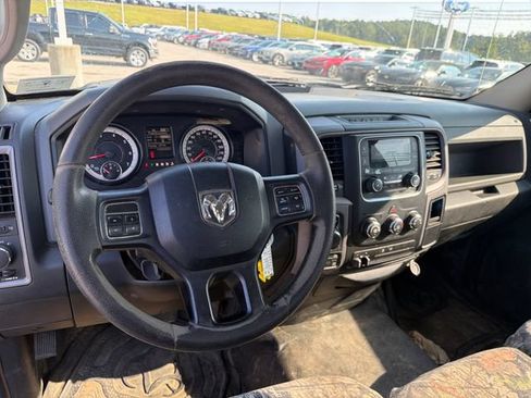 Used 2017 RAM 1500 Tradesman w/ Chrome Appearance Group AWD/4WD image 11