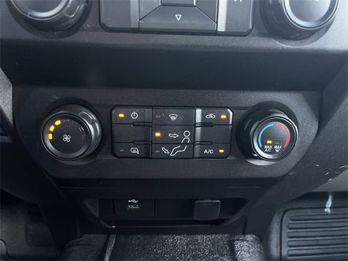 Used 2021 Ford F250 XL w/ Power Equipment Group image 18