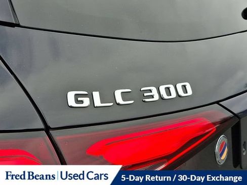Used 2023 Mercedes-Benz GLC 300 4MATIC image 37