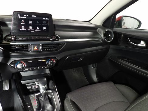 Used 2019 Kia Forte S w/ S Premium Package image 13