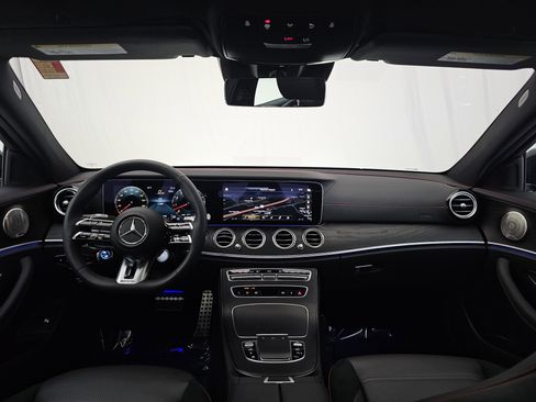 Used 2023 Mercedes-Benz E 53 AMG 4MATIC Sedan image 28