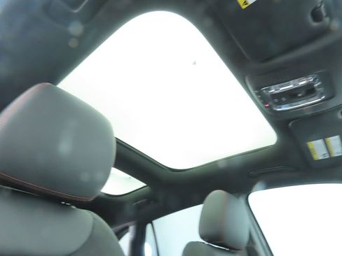 Certified 2025 Mercedes-Benz GLA 250 image 18