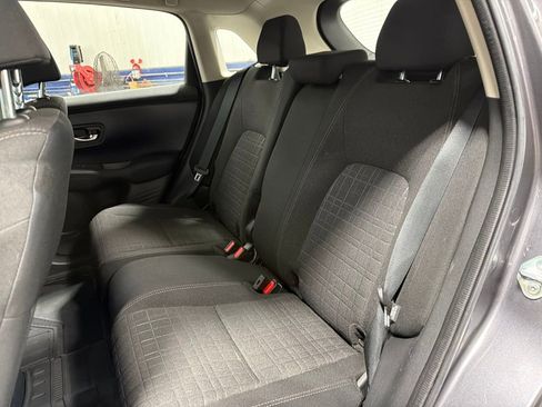 Used 2023 Honda HR-V LX image 12